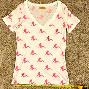 Primp white neck with pink mud flap girl detail